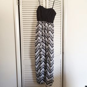 No Boundaries, L/G 11-13, Black & White Dress